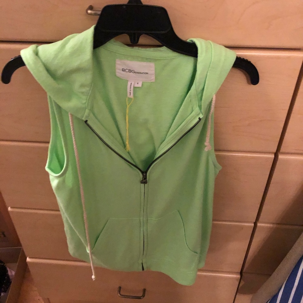 Bcbg vest